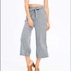 High waisted checkered wide leg pants